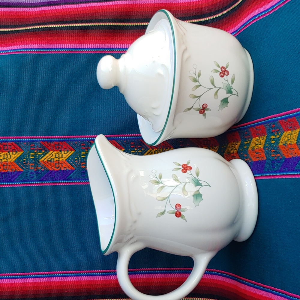 Pfaltzgraff Ceramic Holly Sugar Bowl and Creamer Pitcher